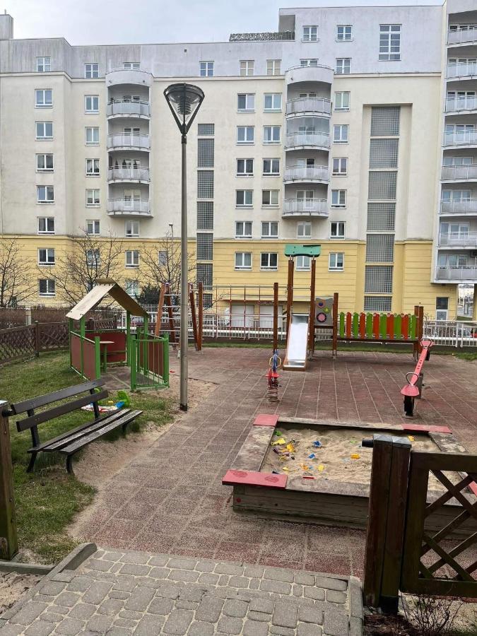 Klimatyzacja - Przy Centrum Onkologii Klinice Novum Dla Pary Badz 4 Osob Varşova Dış mekan fotoğraf